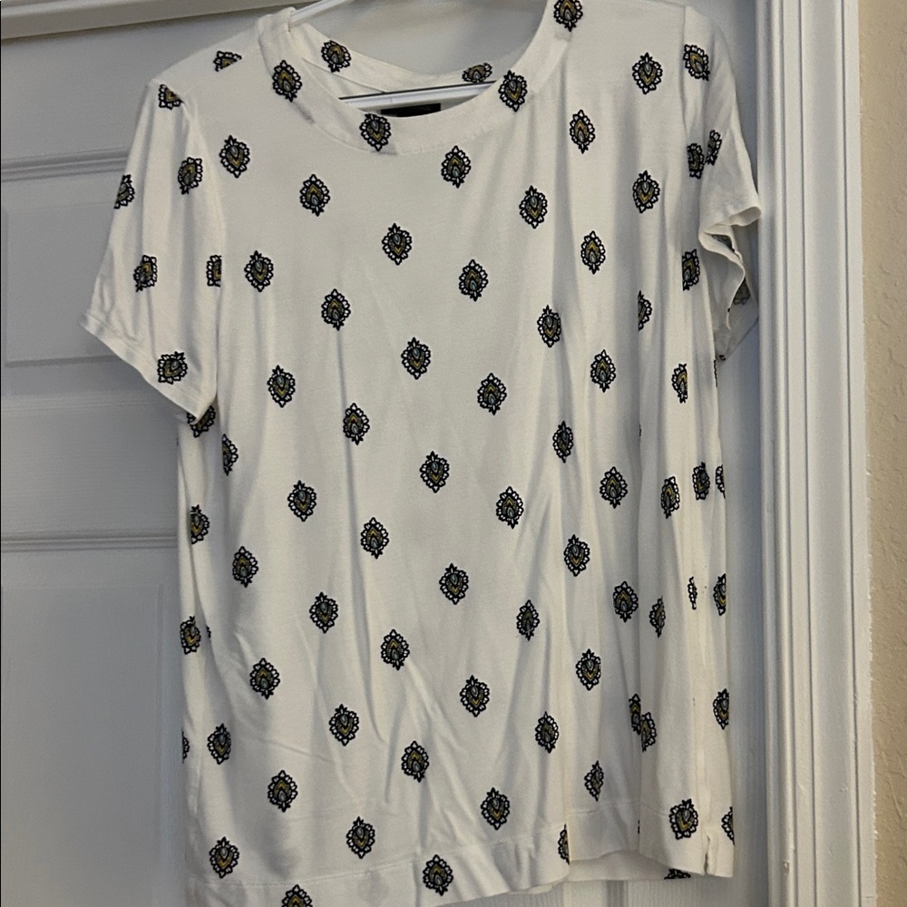 J. Jill White and Blue Patterned Short Sleeve Top
